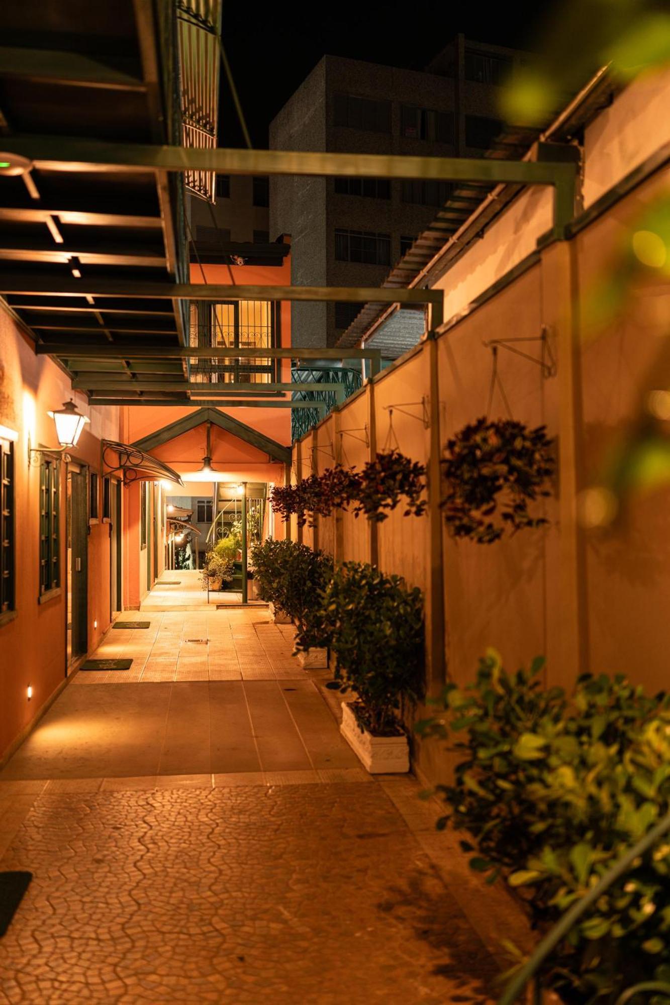 Villa Ida Acomodacoes, Suites Aconchegantes E Charmosas No Centro Serra Negra  Exterior photo