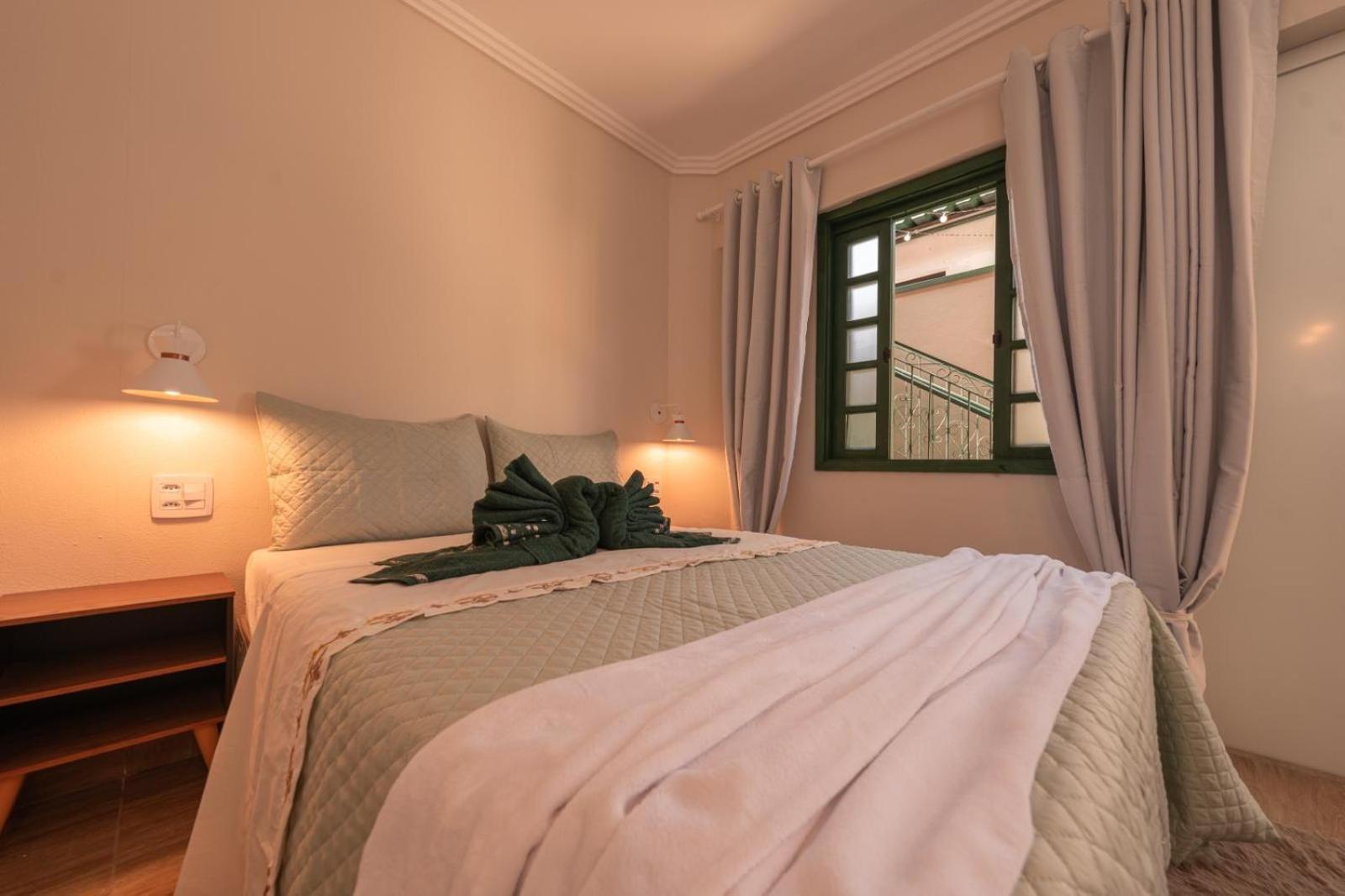 Villa Ida Acomodacoes, Suites Aconchegantes E Charmosas No Centro Serra Negra  Exterior photo