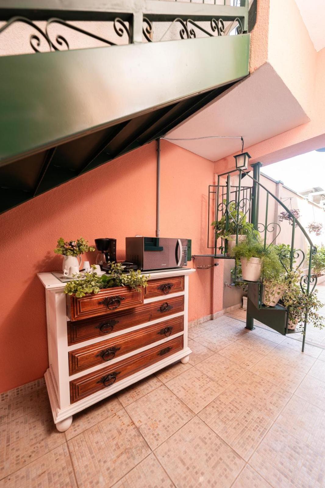 Villa Ida Acomodacoes, Suites Aconchegantes E Charmosas No Centro Serra Negra  Exterior photo